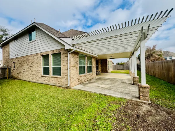 $3,850 | 10002 Nathans Cove, Houston, TX 77089