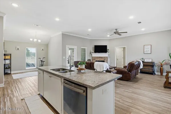 $315,900 | 608 Westfield Drive, Pearl, MS 39208