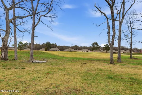 $315,900 | 608 Westfield Drive, Pearl, MS 39208