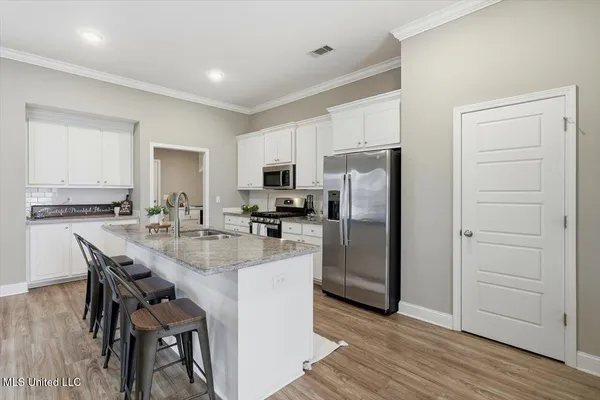 $315,900 | 608 Westfield Drive, Pearl, MS 39208