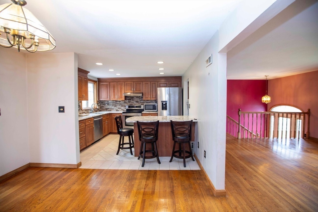 202 Baker Road Swansea, MA 02777 - Photo 9 of 35