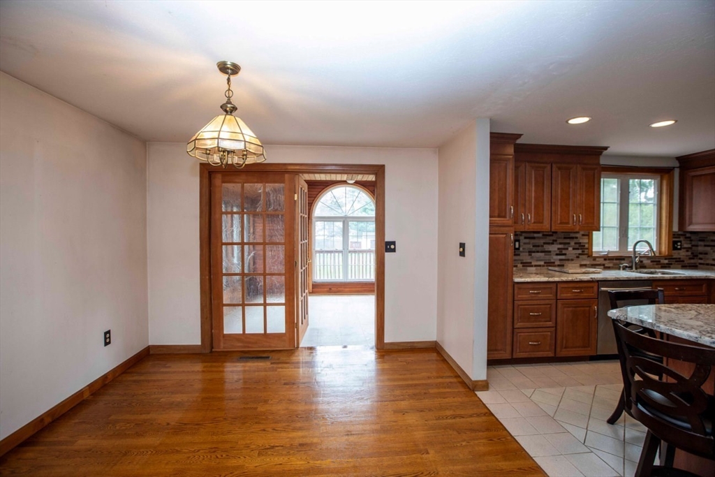 202 Baker Road Swansea, MA 02777 - Photo 10 of 35