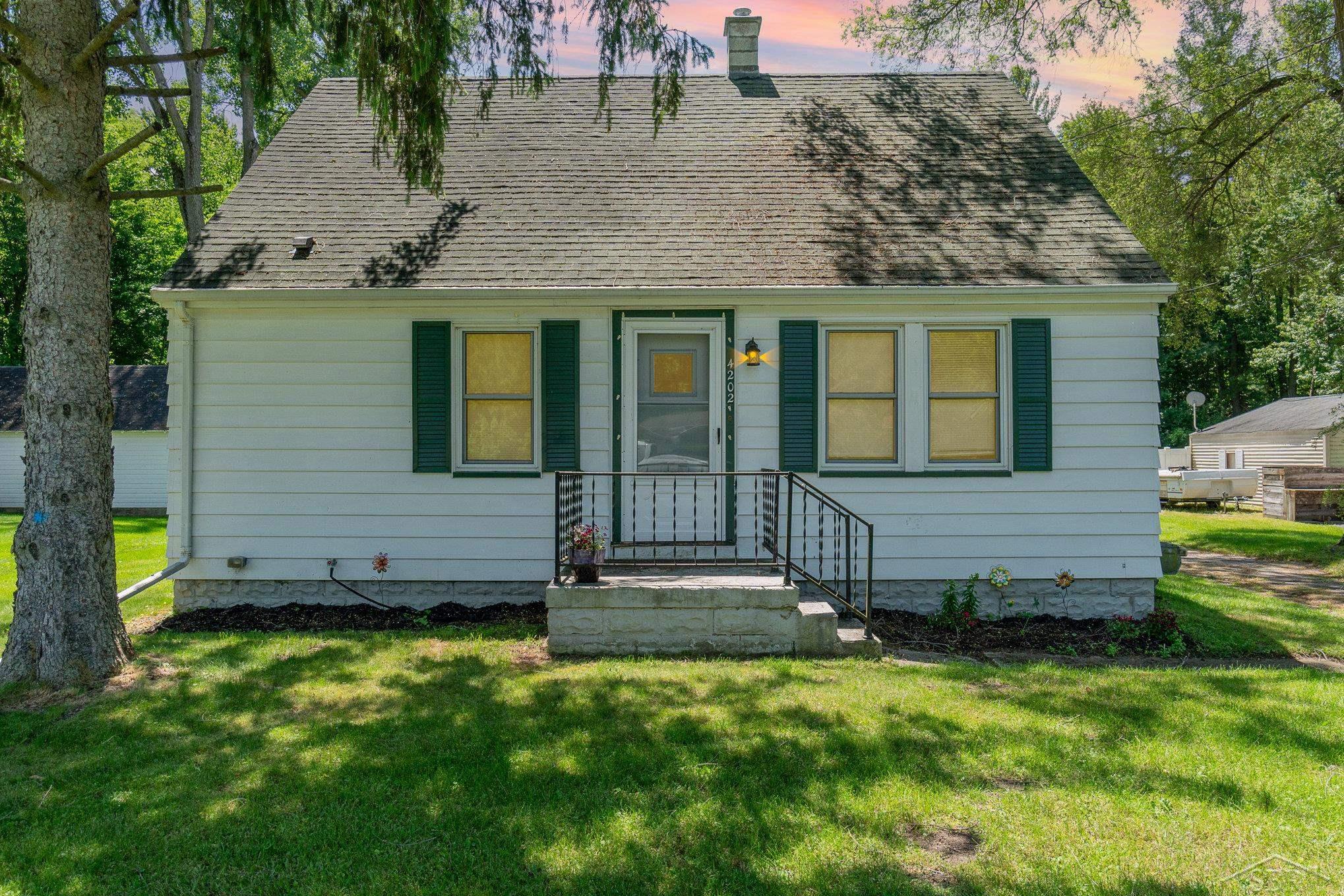 4202 Baker Road Bridgeport, MI 48722 - Photo 1 of 26