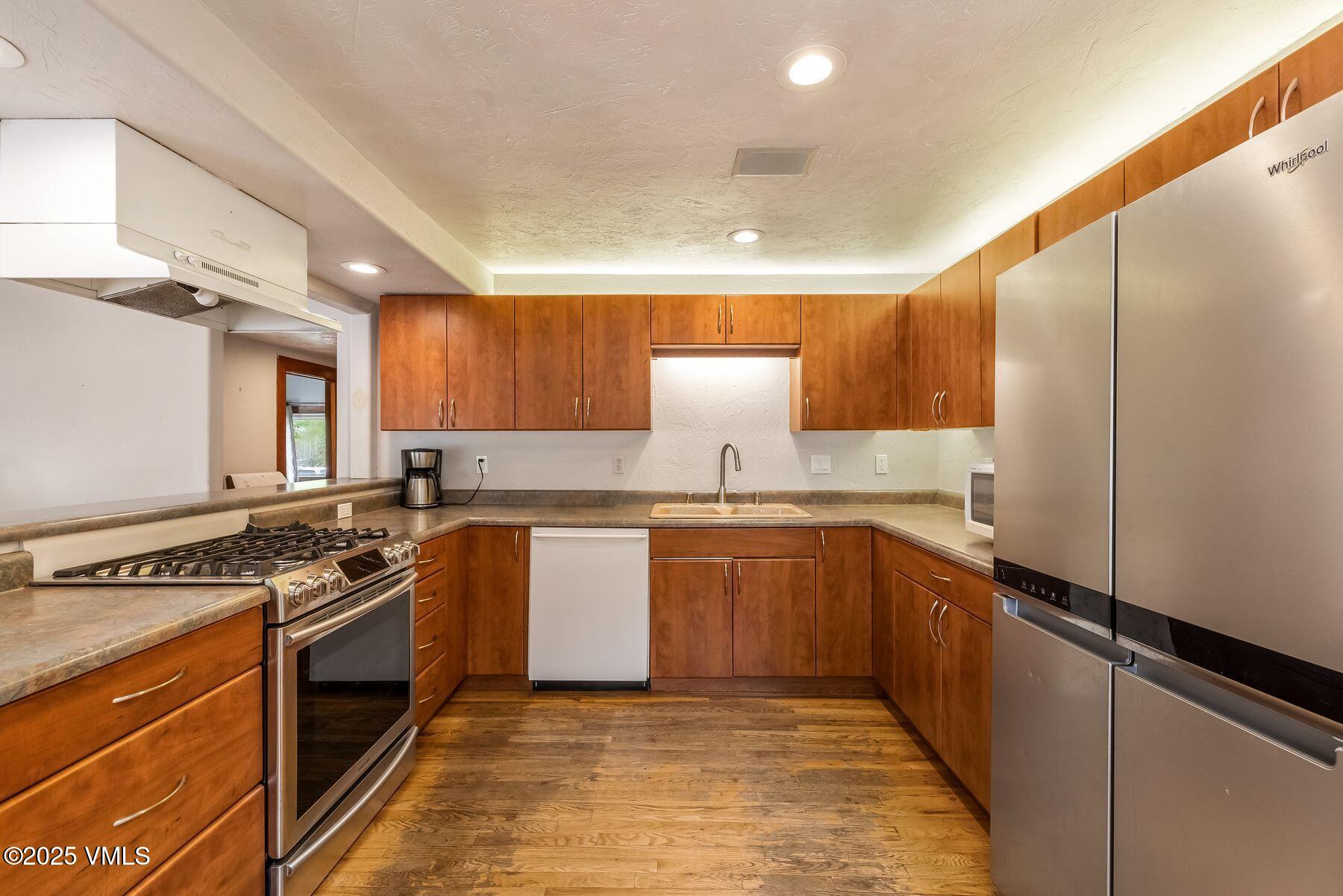 562 Main Street Minturn, CO 81645 - Photo 12 of 29 Kitchen