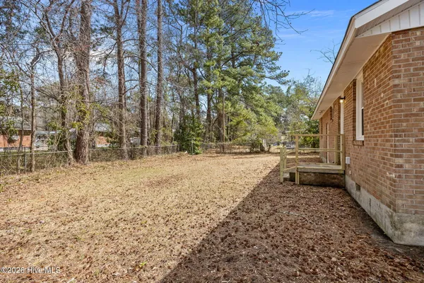 $1,300 | 117 Kitt Drive, Jacksonville, NC 28540