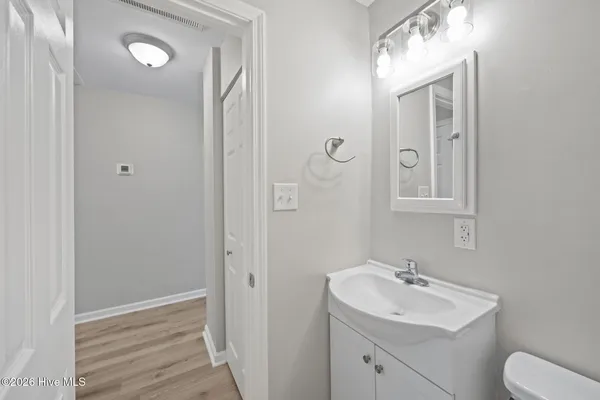 $1,375 | 117 Kitt Drive, Jacksonville, NC 28540