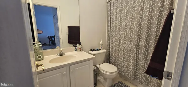 $1,850 | 422 Main Street, Unit 300, Gaithersburg, MD 20878