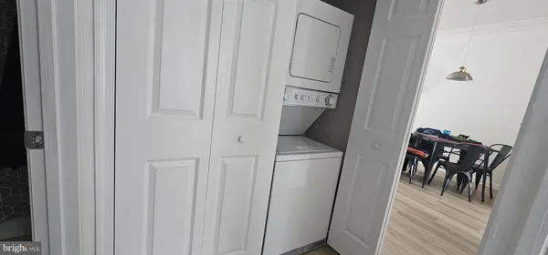 $1,850 | 422 Main Street, Unit 300, Gaithersburg, MD 20878