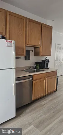 $1,850 | 422 Main Street, Unit 300, Gaithersburg, MD 20878