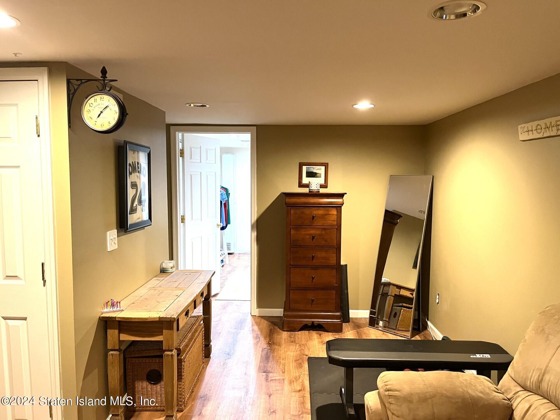 239 Beach Road Staten Island, NY 10312 - Photo 13 of 23 beach XVll