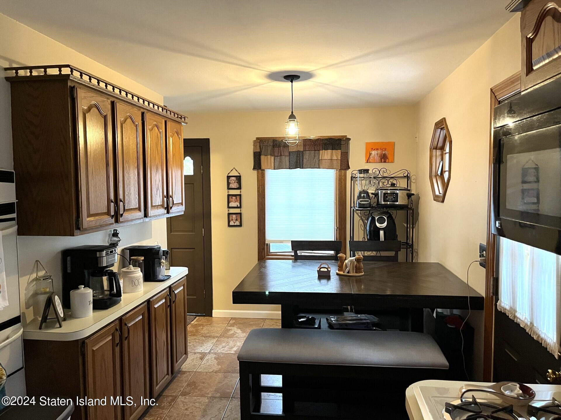 239 Beach Road Staten Island, NY 10312 - Photo 7 of 23 beach XXlV