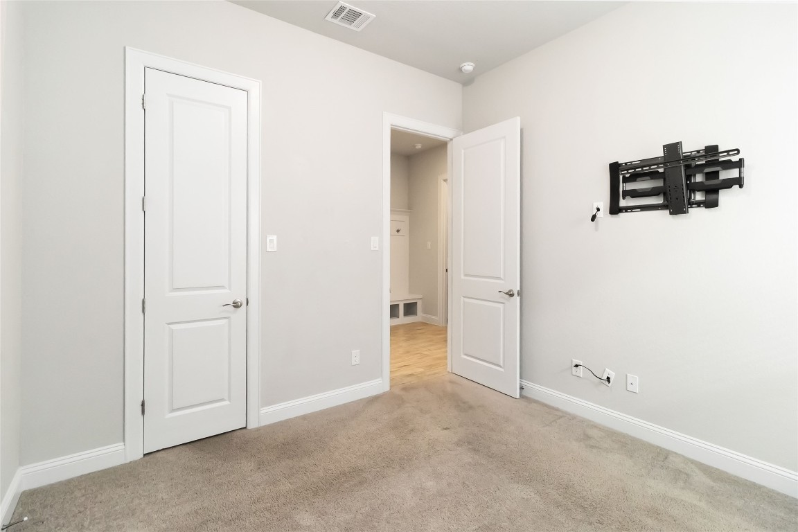 112 Barrel Bend Georgetown, TX 78628 - Photo 21 of 39 a view of a livingroom with an empty space