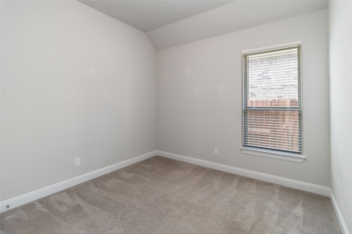 112 Barrel Bend Georgetown, TX 78628 - Photo 22 of 39 an empty room with a window