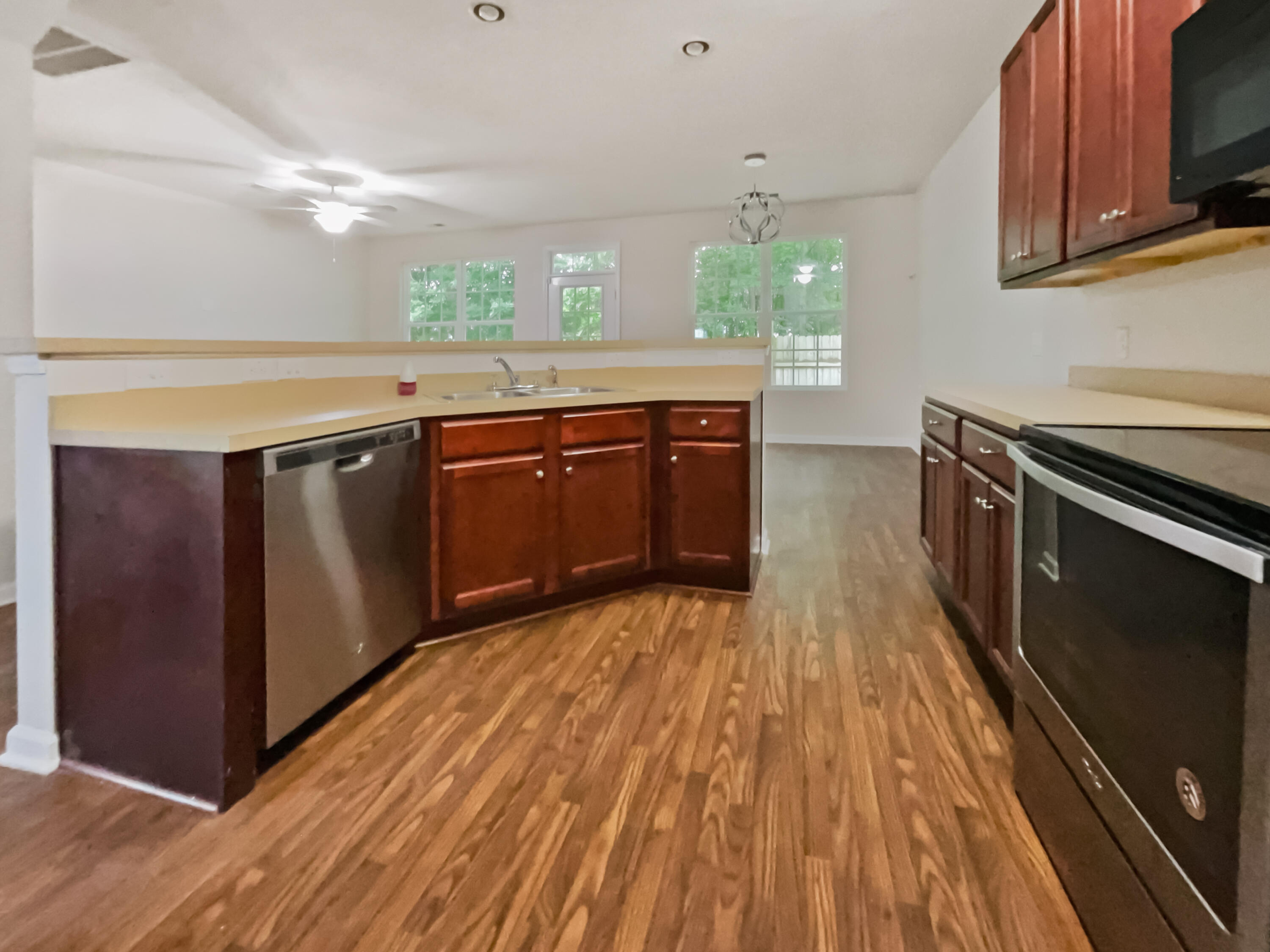 8962 Cat Tail Pond Road Summerville, SC 29485 - Photo 12 of 28 listing_8