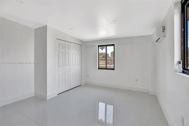 $6,900,000 | 48 Sw Court, Miramar, FL 33027