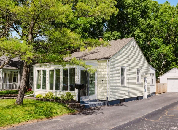 $249,900 | 812 South Chesterfield Road, Columbus, OH 43209