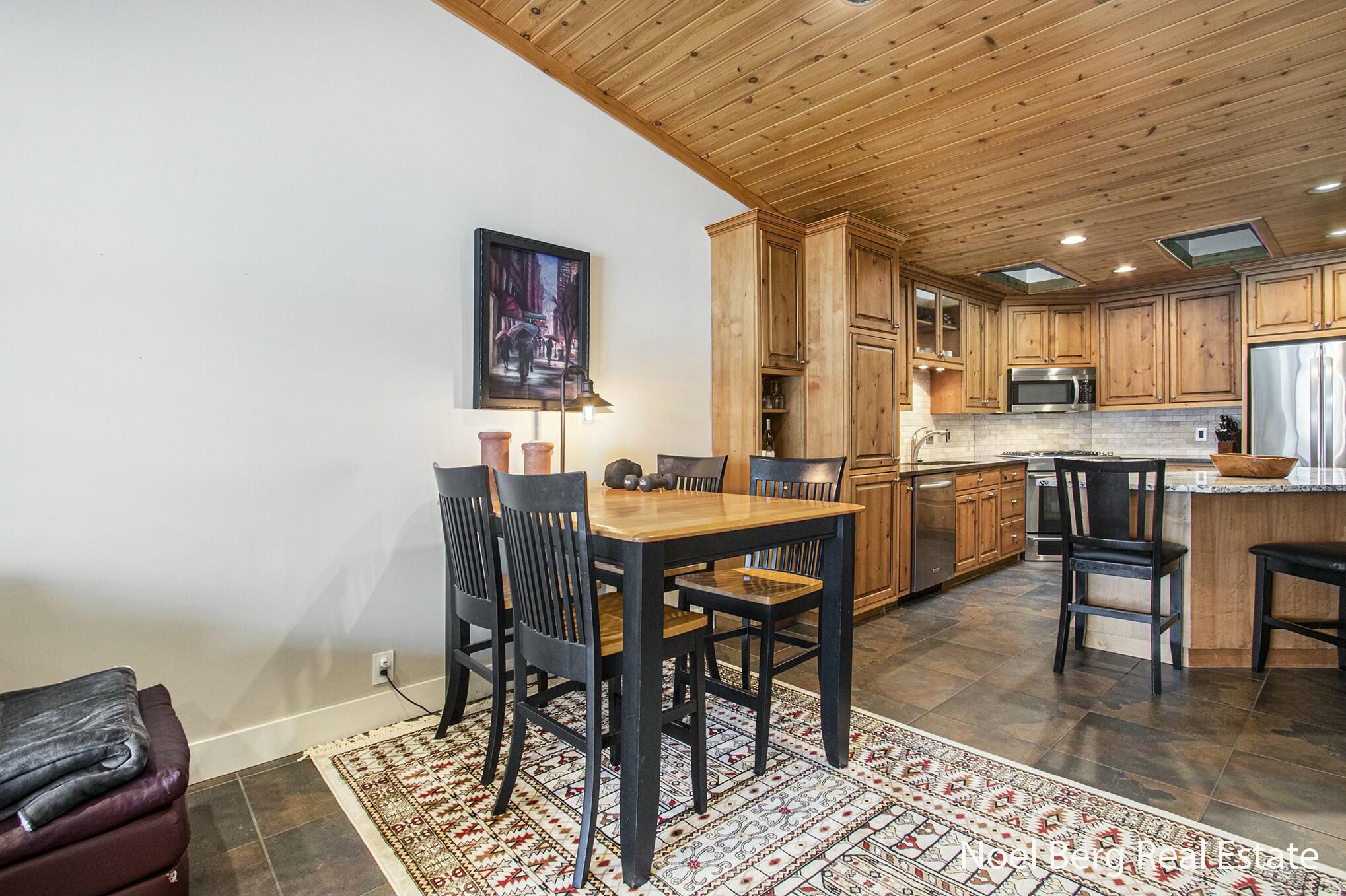 606 Edgewater Court Spring Lake, MI 49456 - Photo 11 of 34 tempImagemneFGN