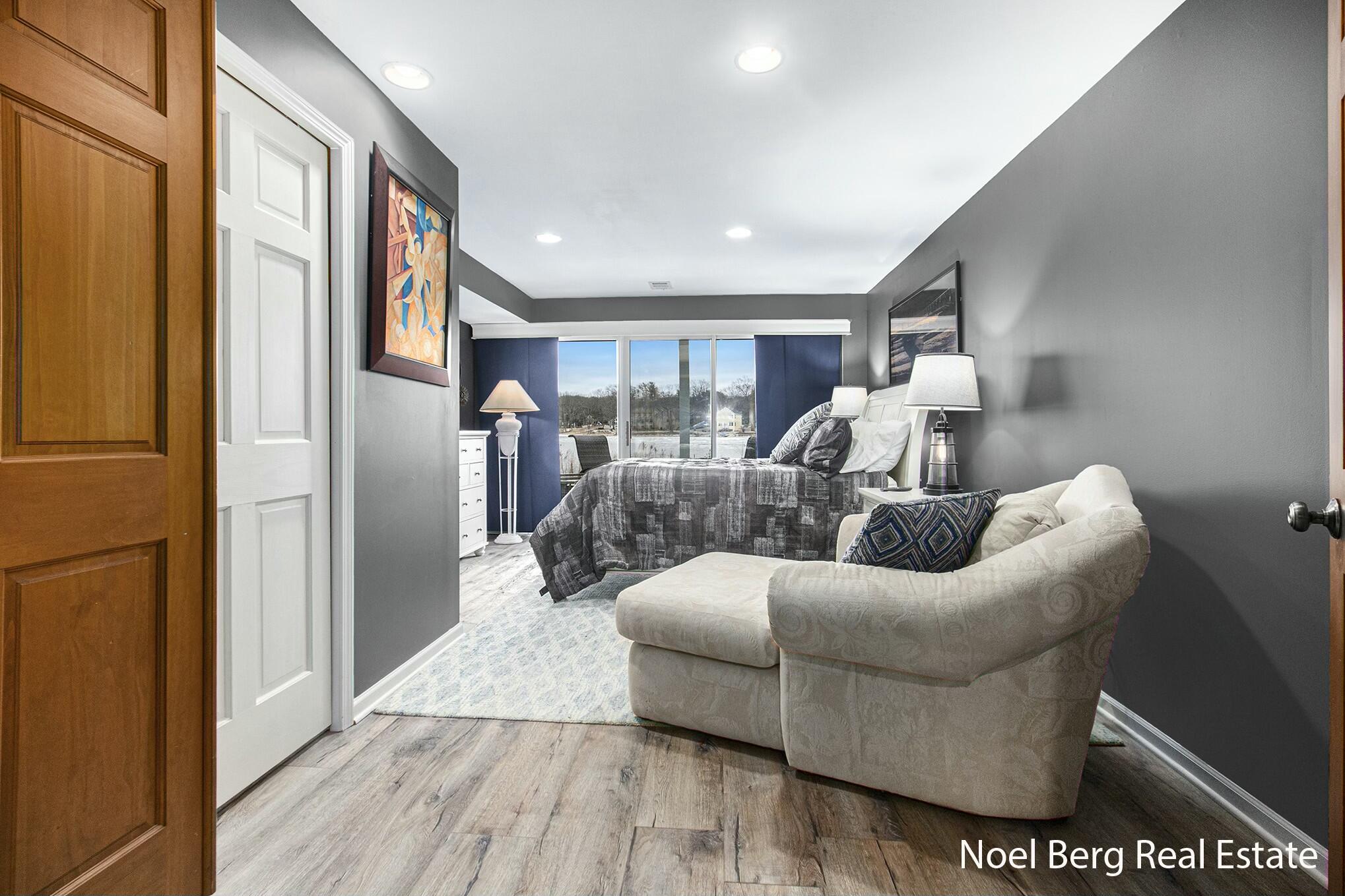 606 Edgewater Court Spring Lake, MI 49456 - Photo 20 of 34 tempImagebEdr6r