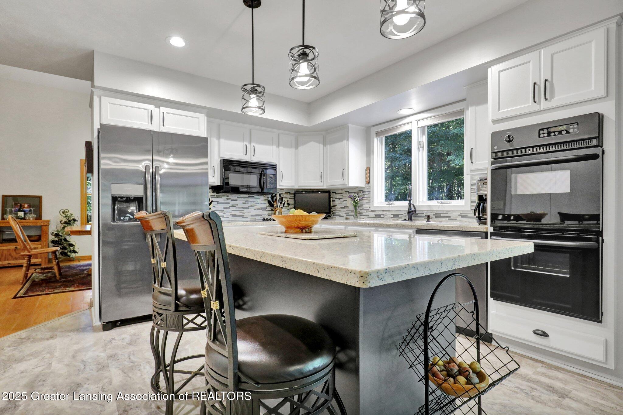 6117 Green Road Haslett, MI 48840 - Photo 13 of 56 Kitchen