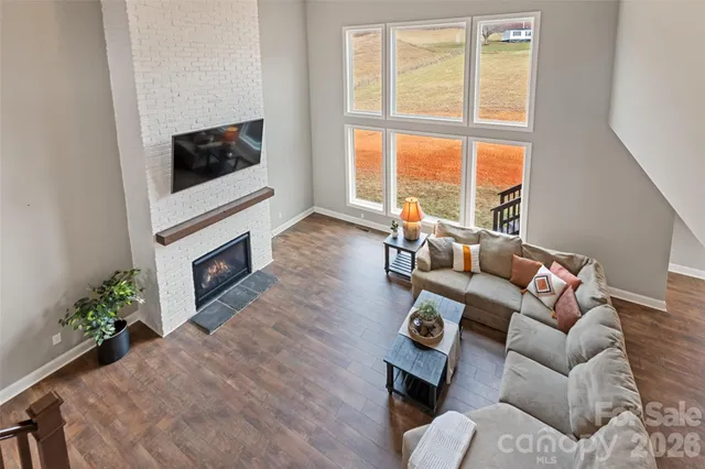 $875,000 | 343 Rocky Lane Road, Clyde, NC 28721