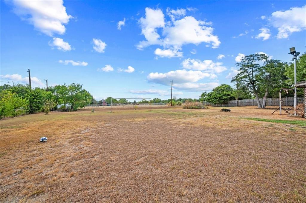 101 Randy Road Waxahachie, TX 75165 - Photo 34 of 40 Gallery Image 34