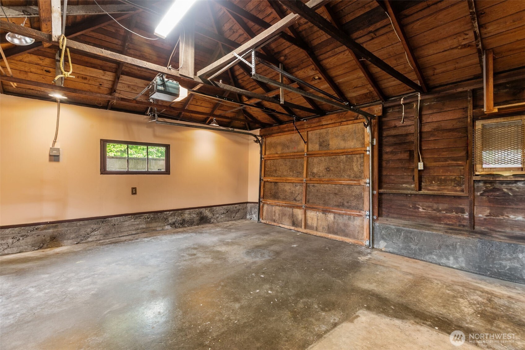 7123 32nd Avenue Southwest Seattle, WA 98126 - Photo 31 of 36