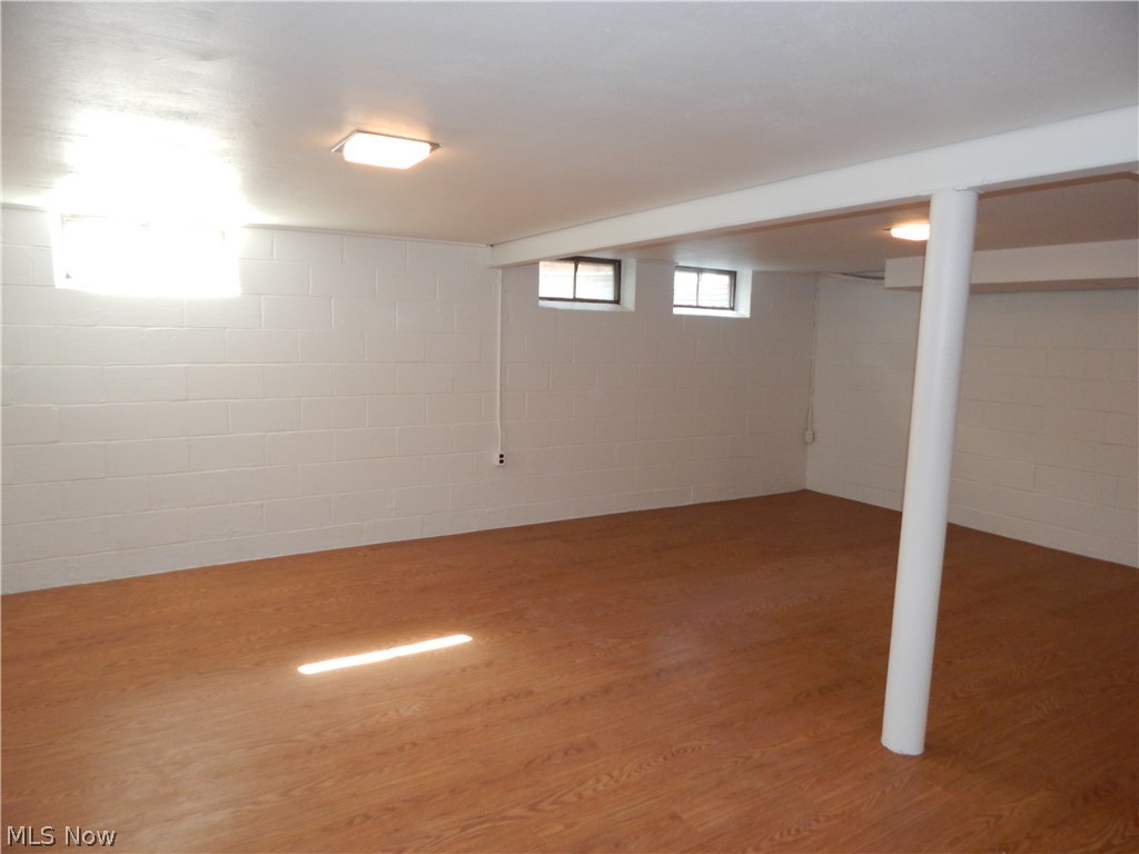 16492 Webster Road Cleveland, OH 44130 - Photo 16 of 23 Gallery Image 16