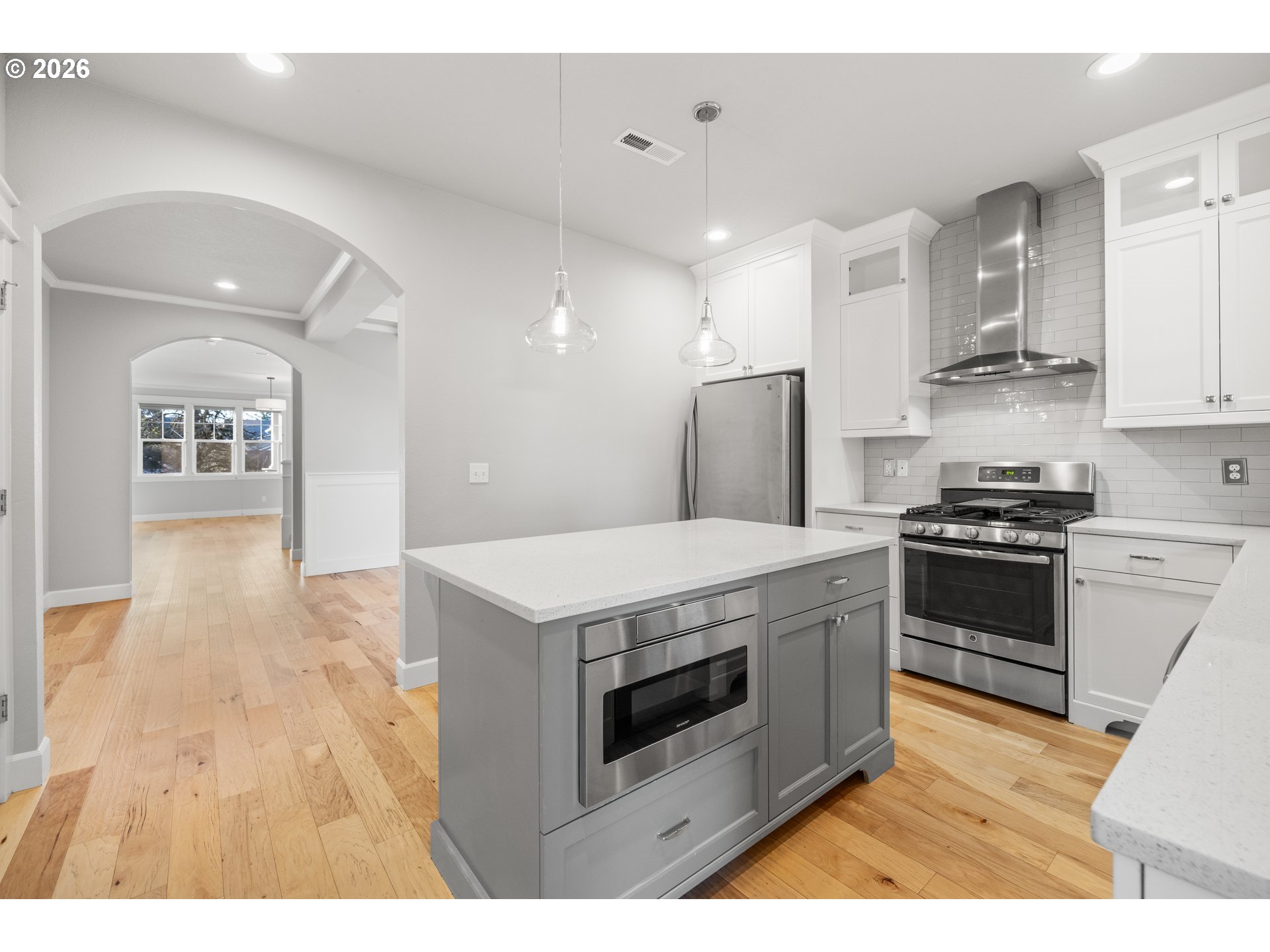 5147 Southeast Cora Street Portland, OR 97206 - Photo 10 of 29