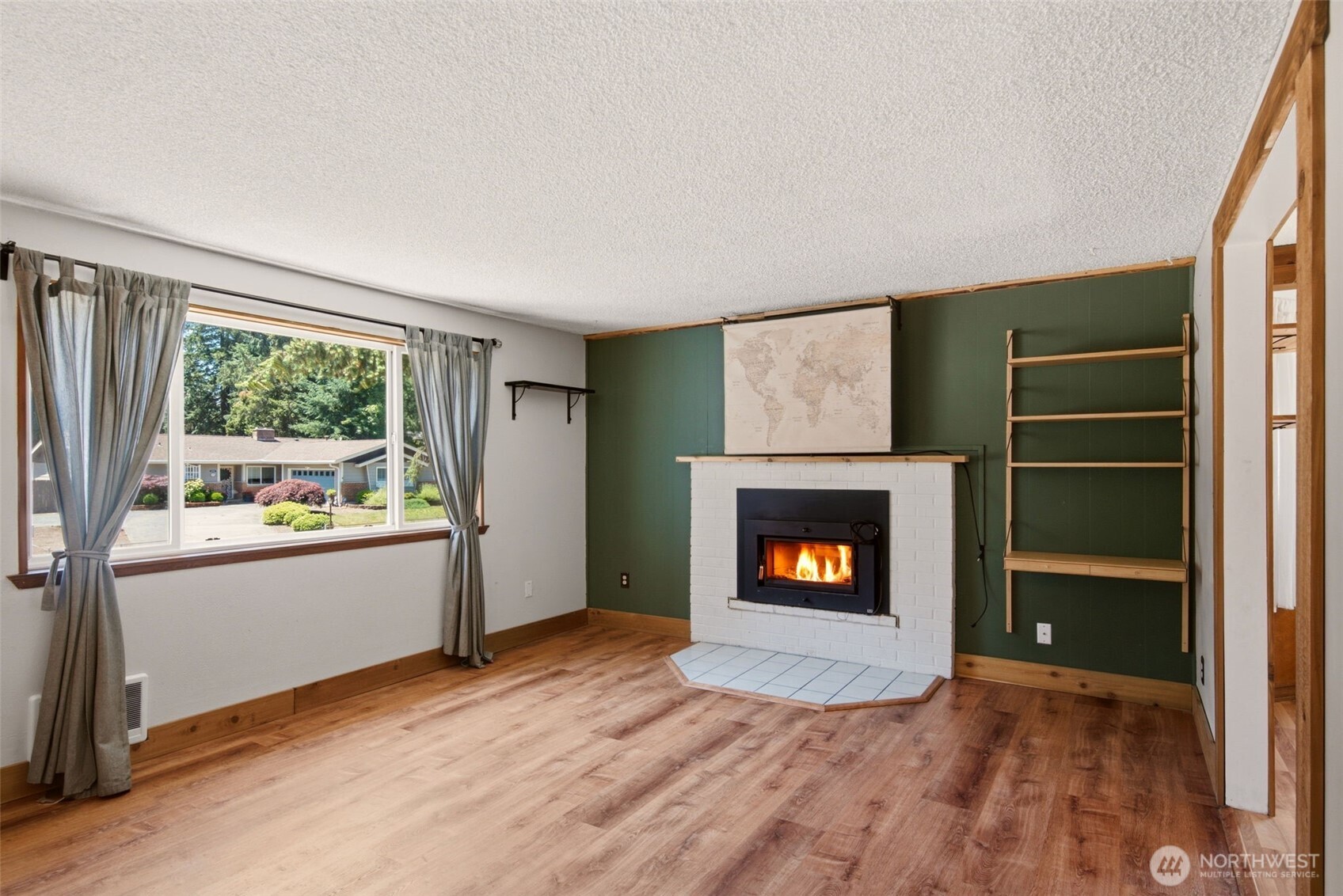 1502 Homann Drive Southeast Lacey, WA 98503 - Photo 5 of 37