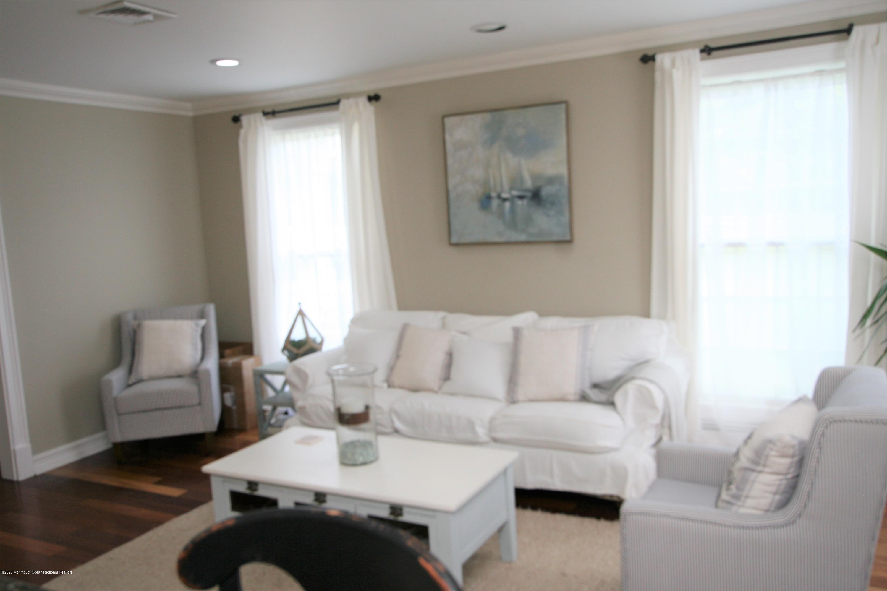 2 A Lakeside Avenue Rumson, NJ 07760 - Photo 11 of 73 IMG_2382re