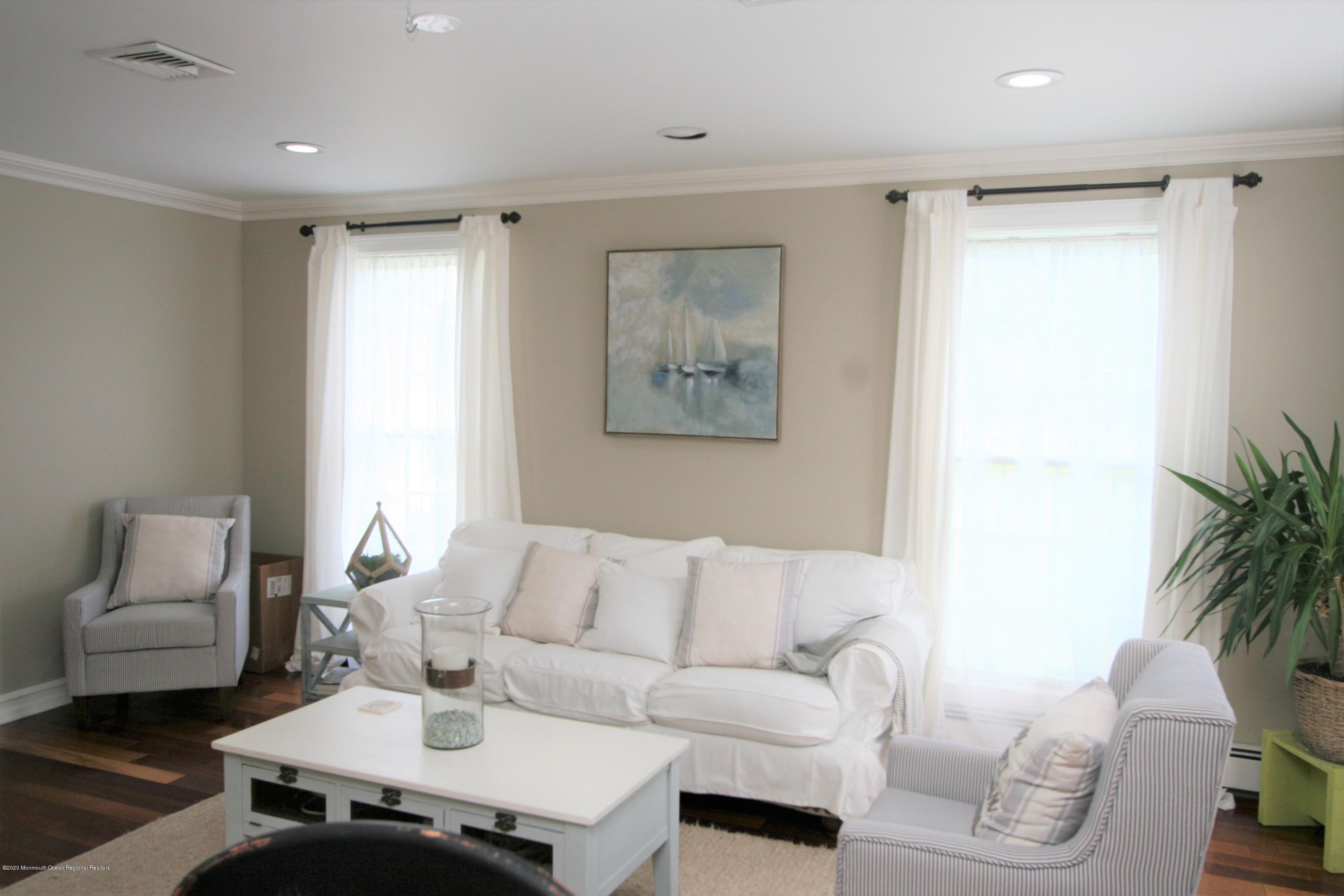 2 A Lakeside Avenue Rumson, NJ 07760 - Photo 12 of 73 IMG_2383re