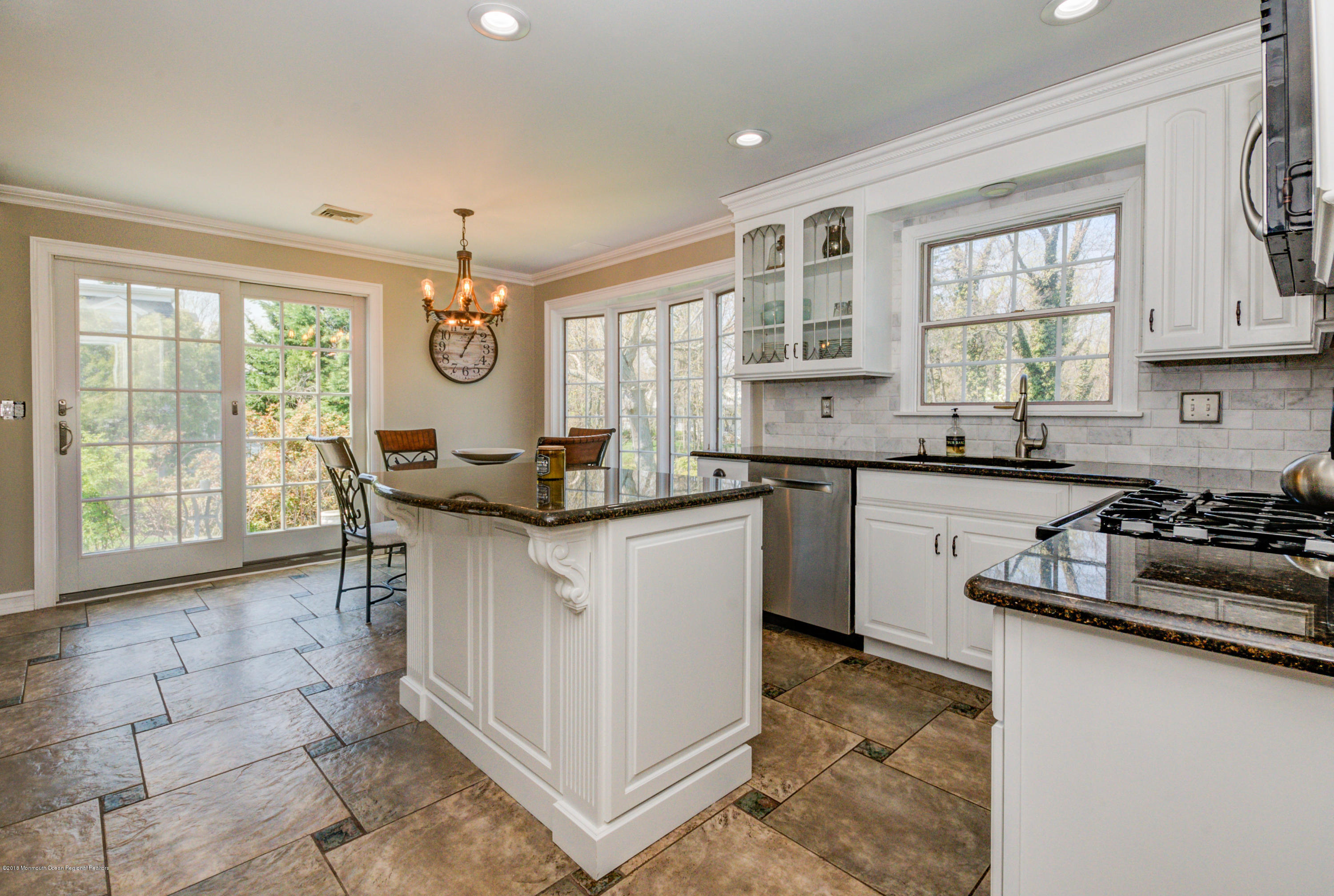 2 A Lakeside Avenue Rumson, NJ 07760 - Photo 14 of 73 2A Lakeside Ave Rumson NJ-print-082-164-