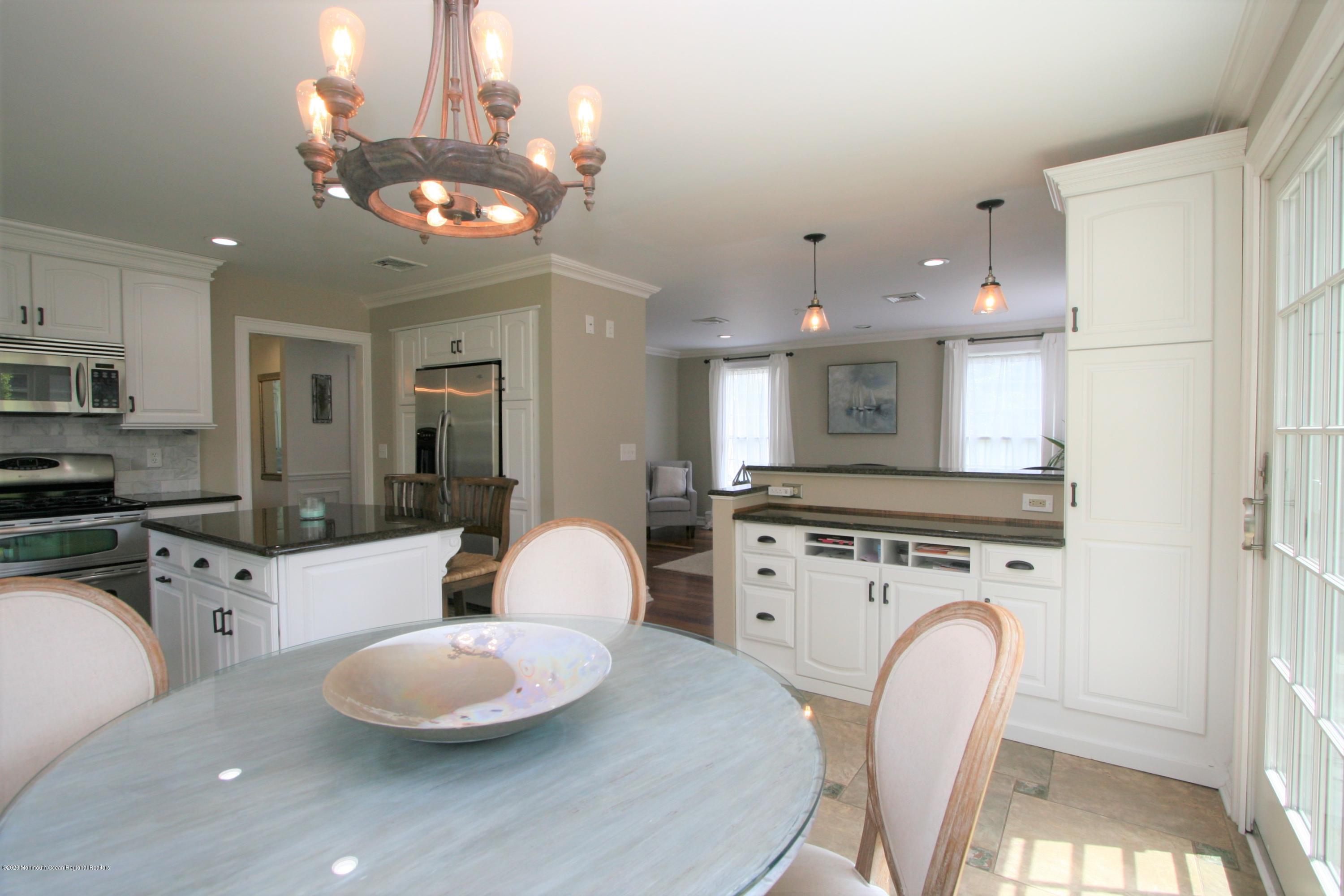 2 A Lakeside Avenue Rumson, NJ 07760 - Photo 17 of 73 IMG_2388re