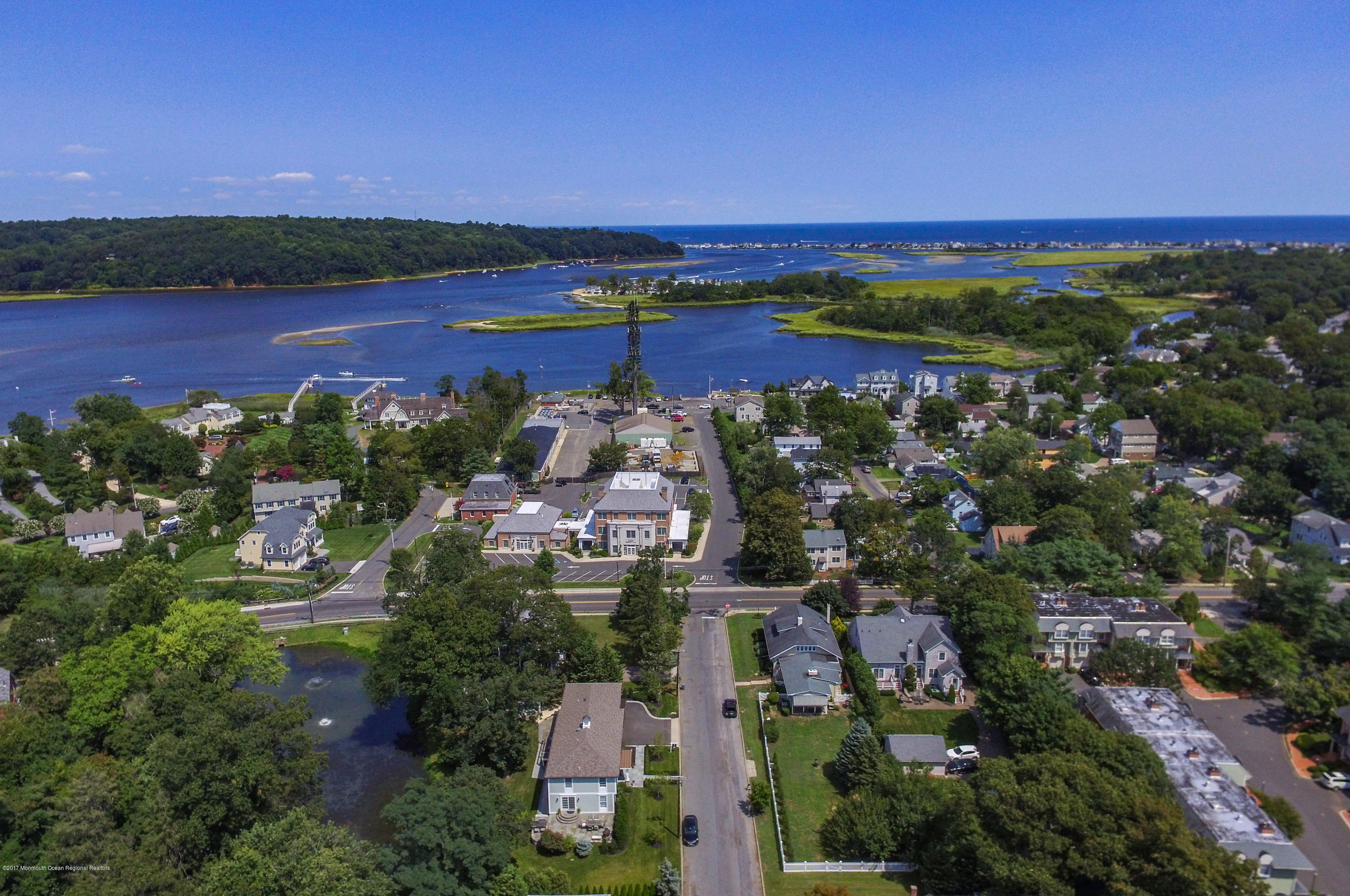 2 A Lakeside Avenue Rumson, NJ 07760 - Photo 4 of 73 2A Lakeside Ave Rumson NJ-print-069-79-D