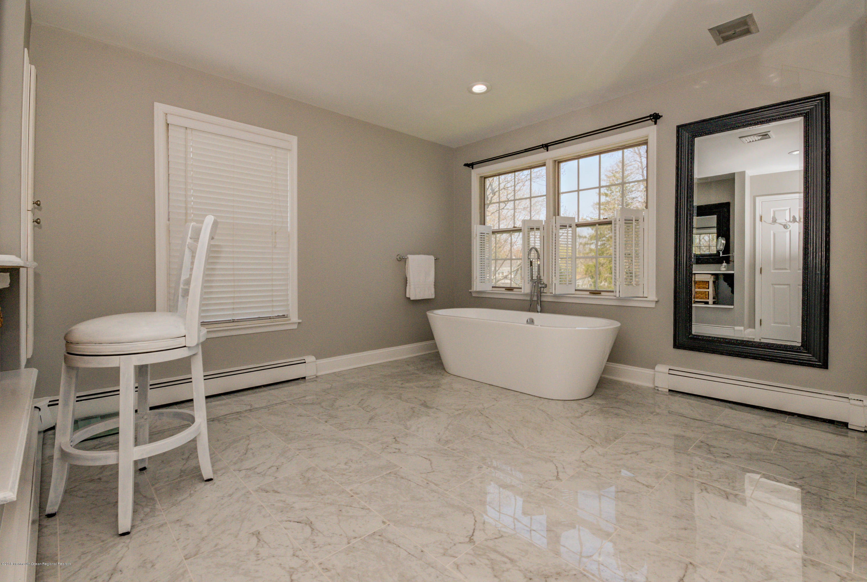 2 A Lakeside Avenue Rumson, NJ 07760 - Photo 37 of 73 2A Lakeside Ave Rumson NJ-print-096-159-