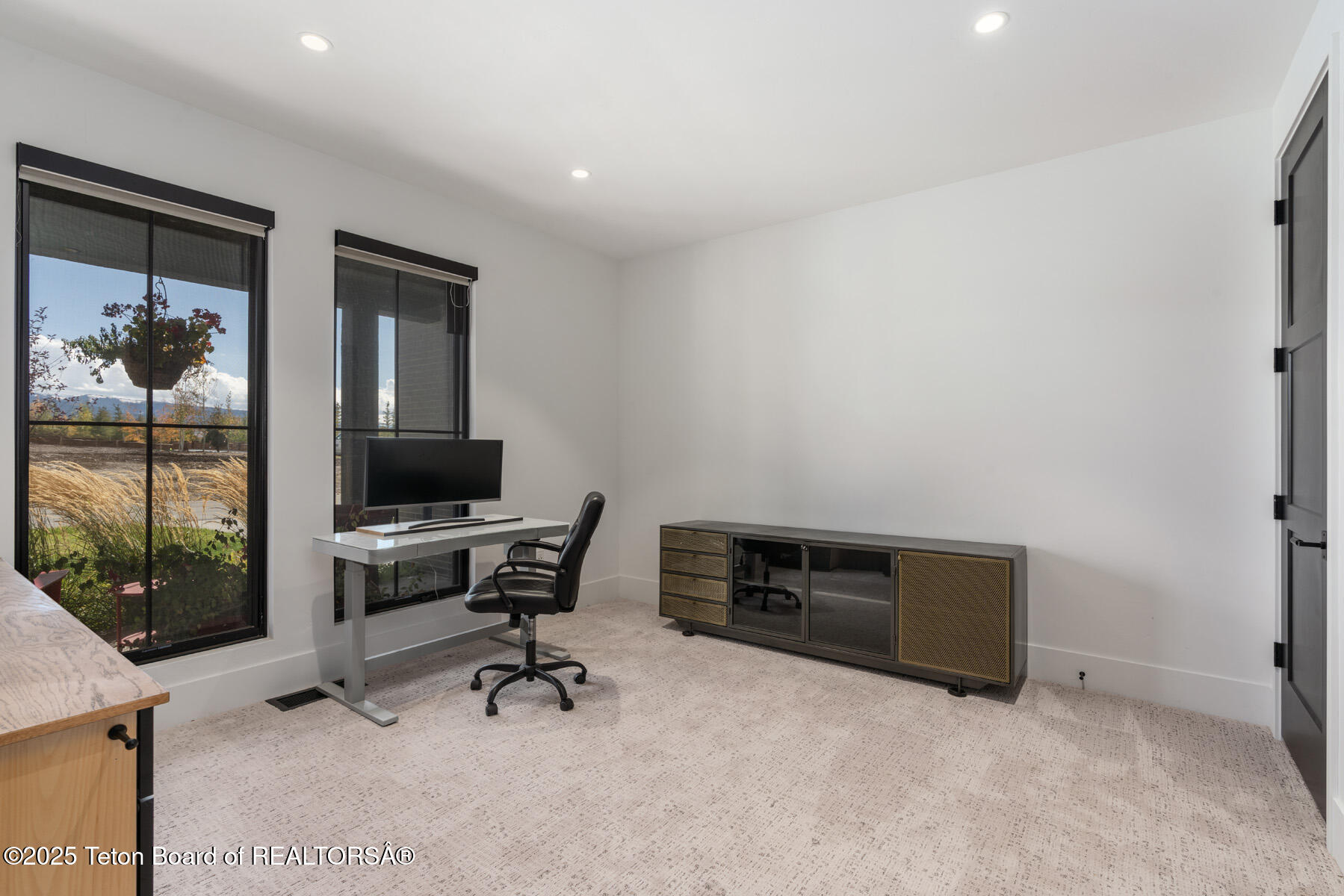 880 Sharp Tail Court Driggs, ID 83422 - Photo 20 of 30 20 First Floor Office or Guest Bedroom