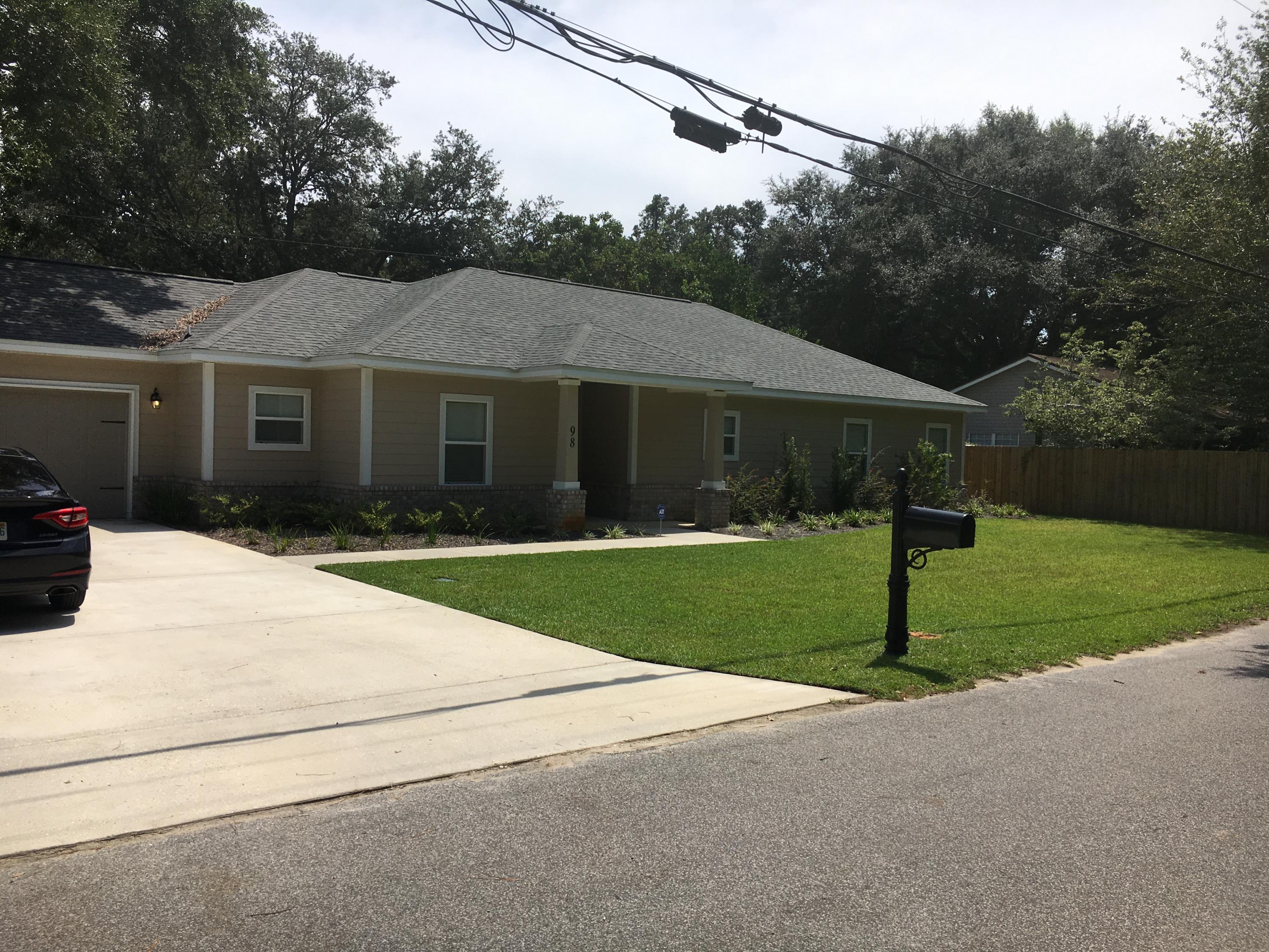 98 Eccles Road Fort Walton Beach, FL 32547 - Photo 1 of 27 Welcome home!