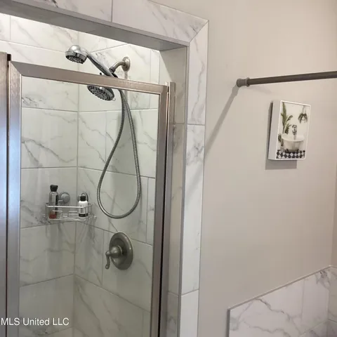 $340,000 | 5819 Tucker Landing, Horn Lake, MS 38637