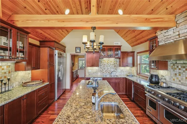 $1,750,000 | 41881 Marina Court, Big Bear Lake, CA 92315