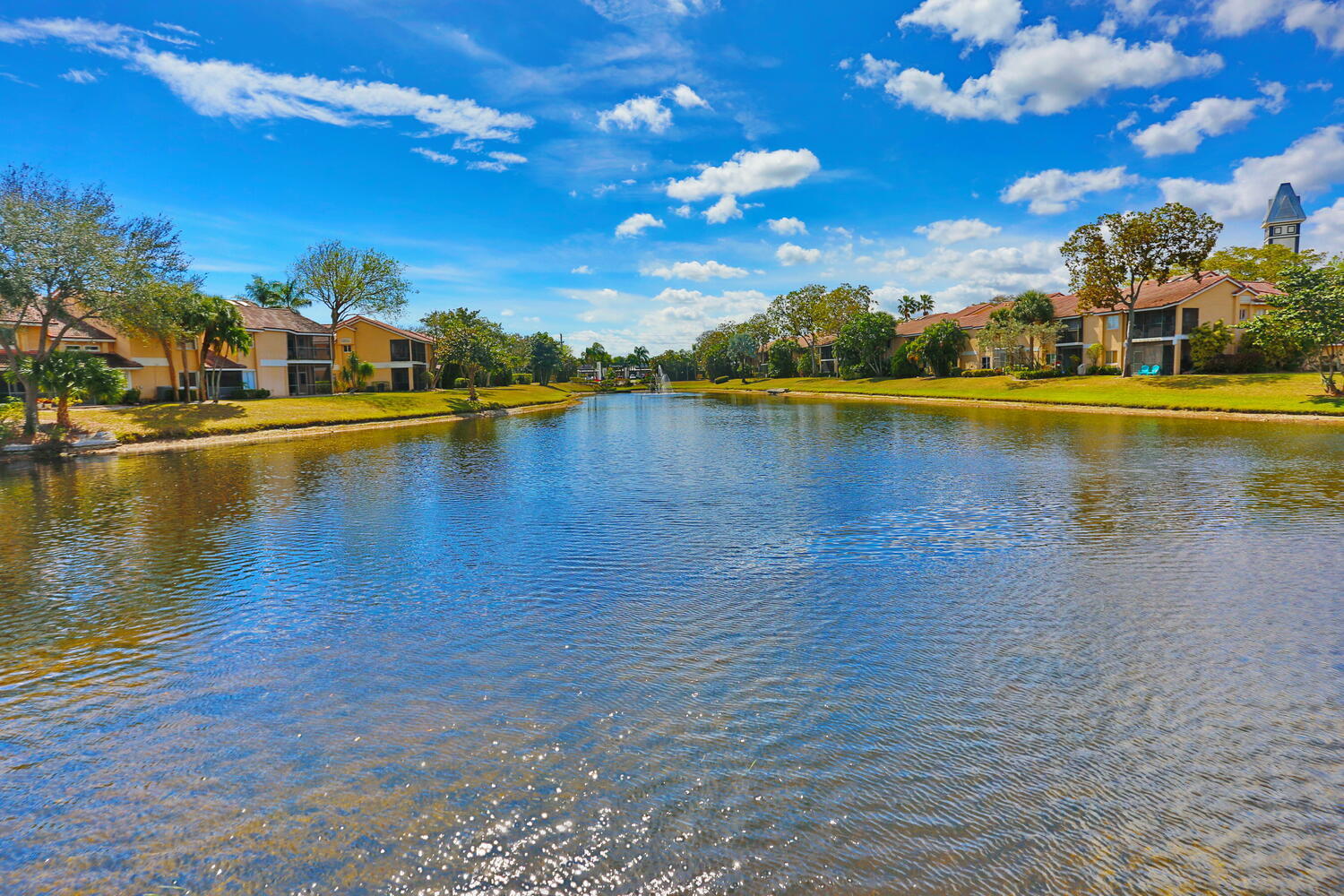 23085 Aqua View, Unit 5 Boca Raton, FL 33433 - Photo 40 of 48 Lake in community