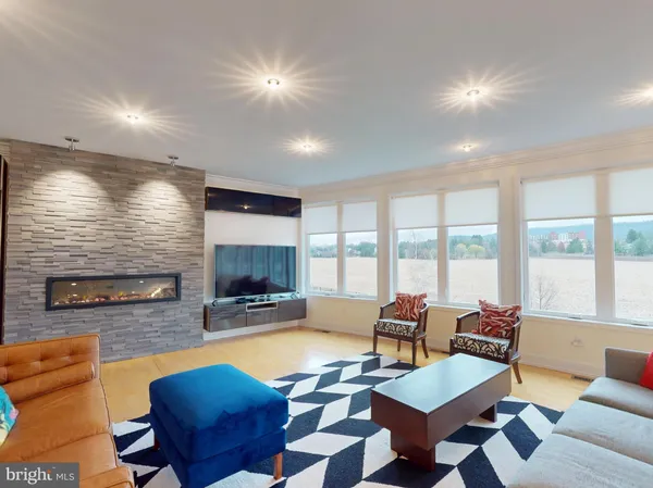 $869,900 | 194 Derek Drive, Boalsburg, PA 16827