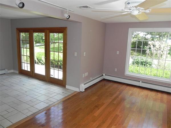 17 Rocky Hill Road Andover, MA 01810 - Photo 7 of 27 Gallery Image 7
