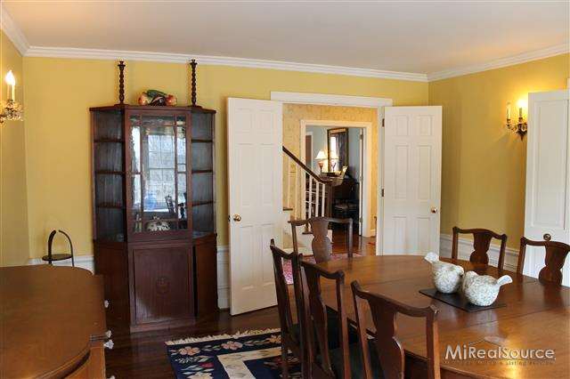 1038 Audubon Road Grosse Pointe, MI 48230 - Photo 8 of 23 31146216-7.JPG