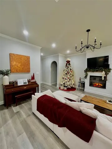 $385,000 | 415 Daisy Lane, Robinson, TX 76706