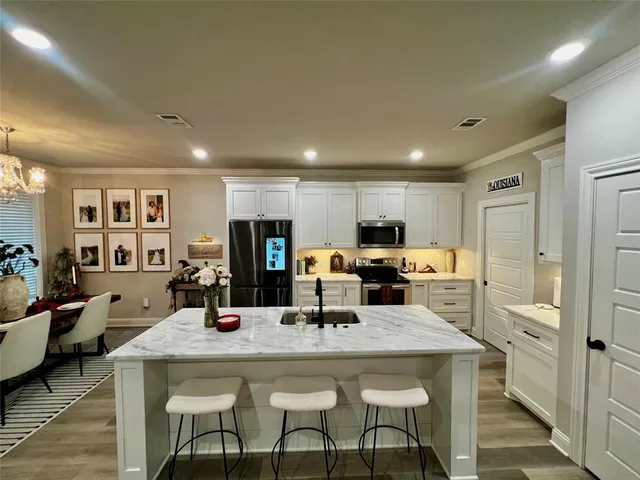 $385,000 | 415 Daisy Lane, Robinson, TX 76706