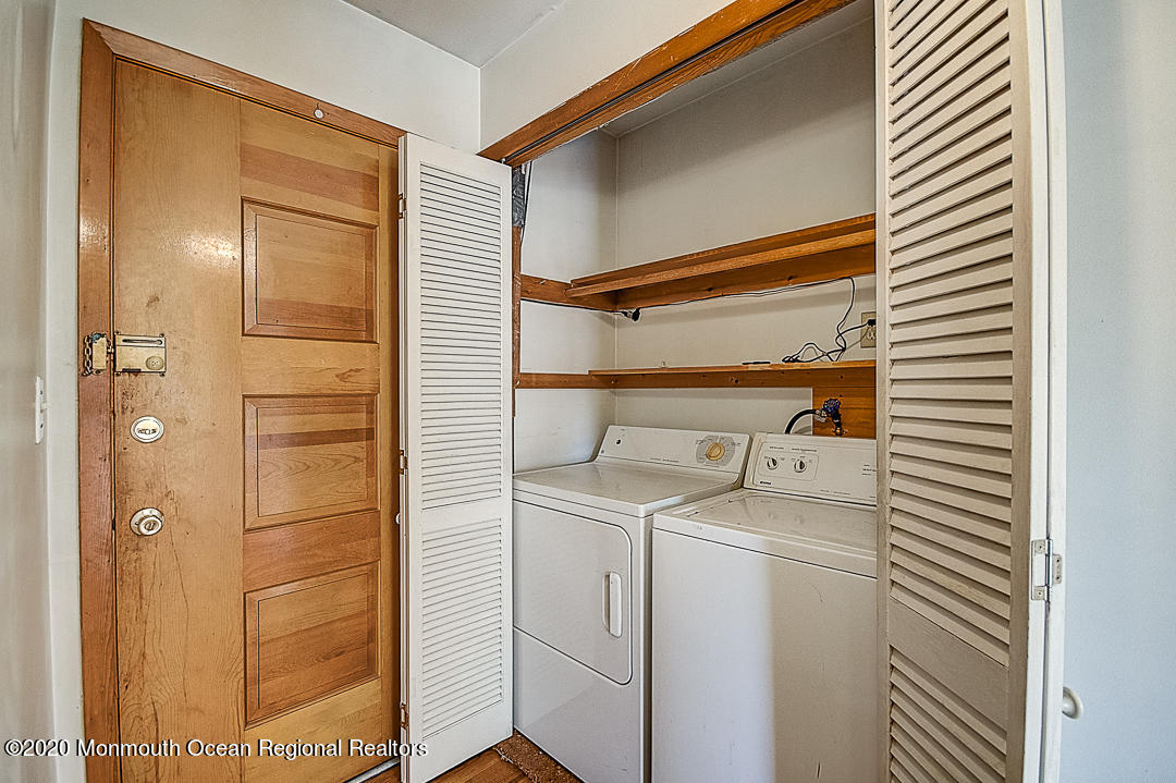 405 Line Road Aberdeen, NJ 07747 - Photo 22 of 33 a utility room with dryer and washer