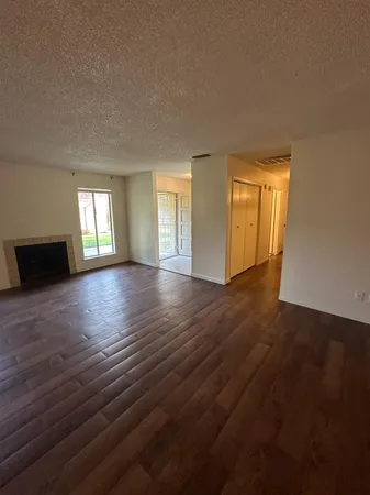 $1,400 | 1108 Pierce Drive, Unit 102, Clovis, CA 93612