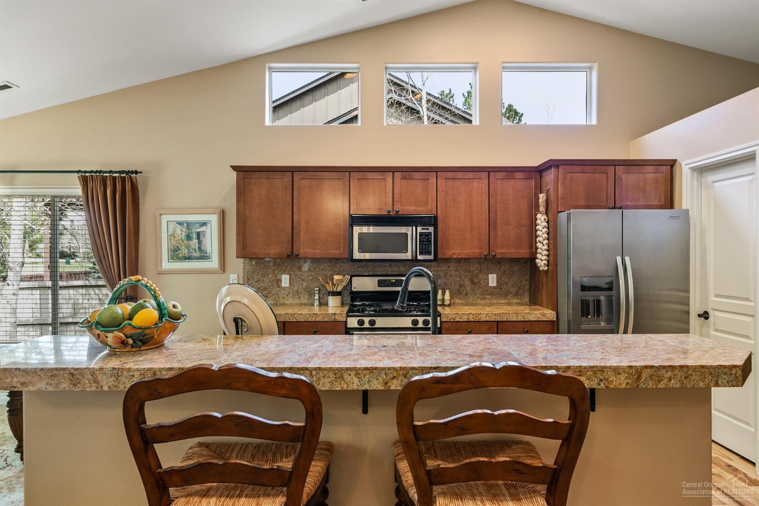 19481 Fishhawk Loop Bend, OR 97702 - Photo 5 of 23 Gallery Image 5