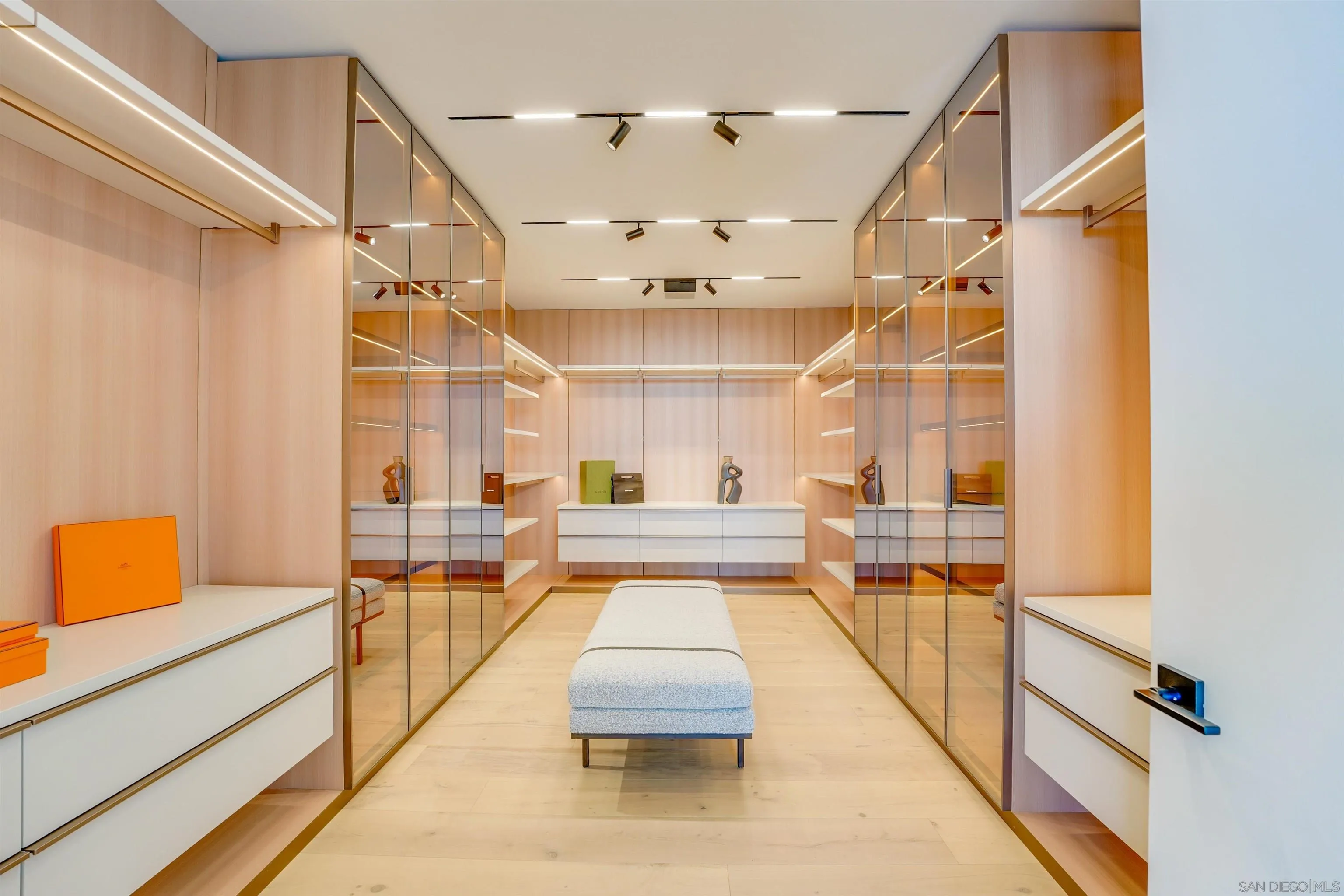 1205 La Jolla Rancho Road La Jolla, CA 92037 - Photo 42 of 75