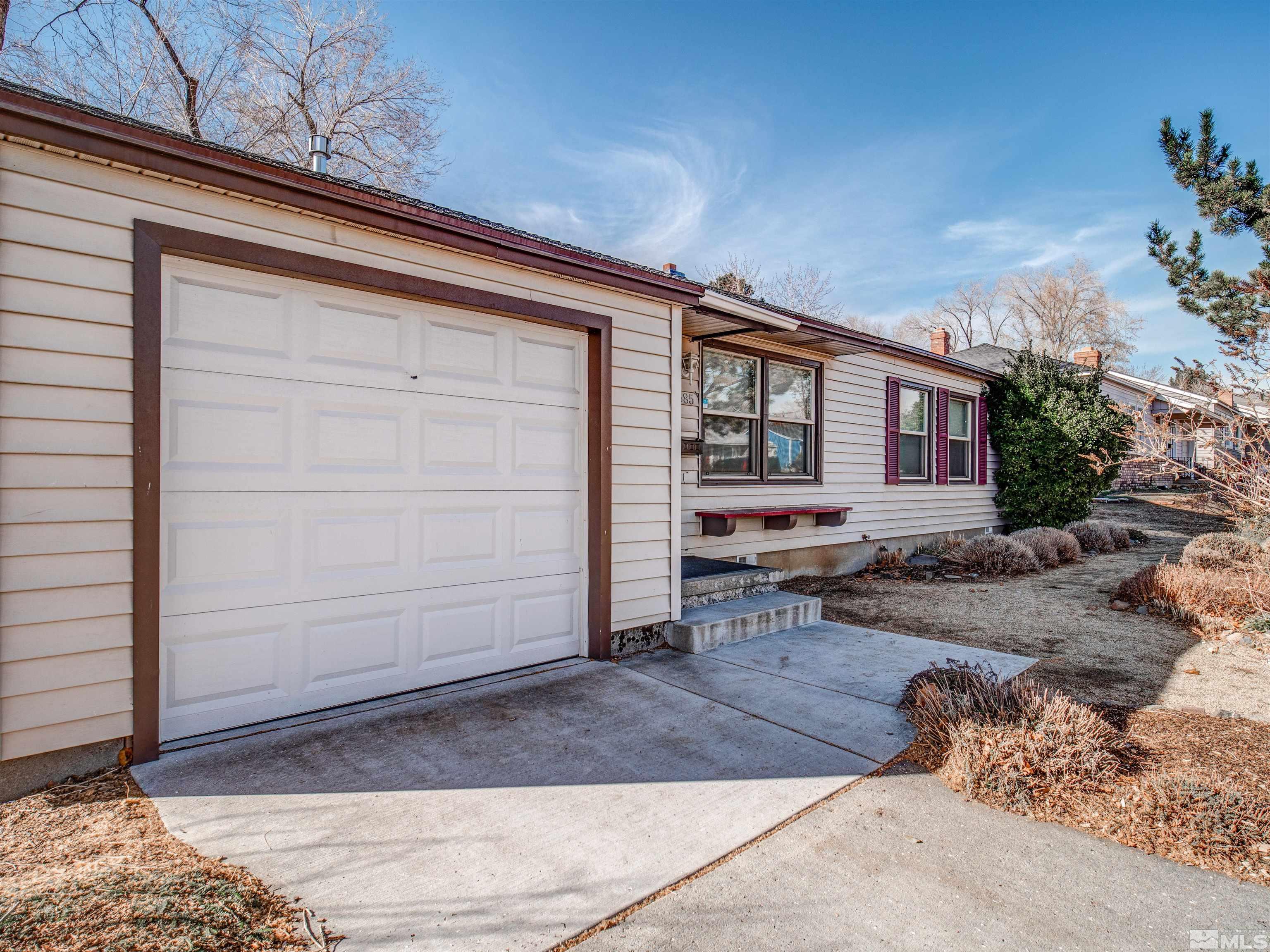 1685 Harold Drive Reno, NV 89503 - Photo 3 of 40 Photo 3